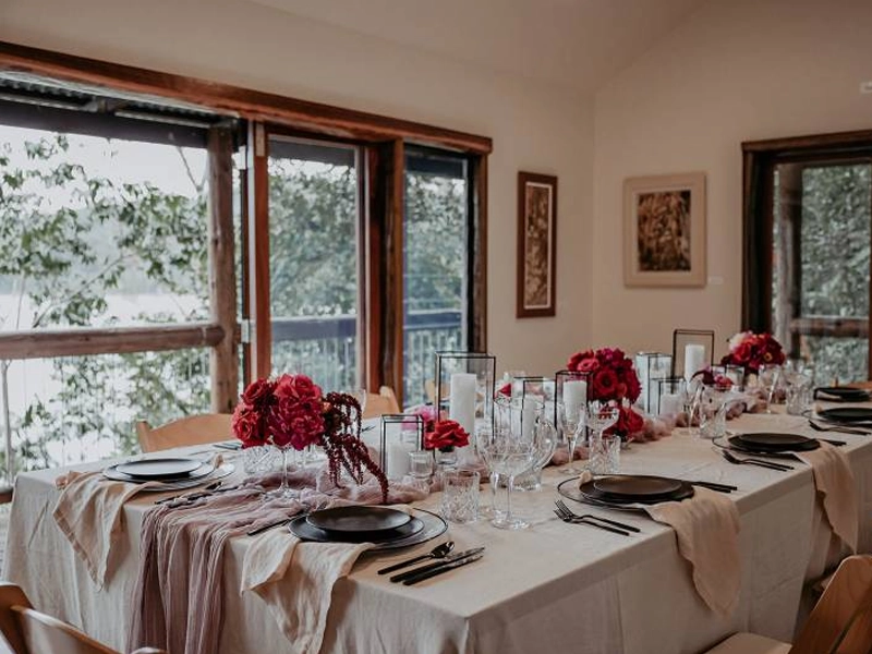 secretsonthelake_weddings_hideaway